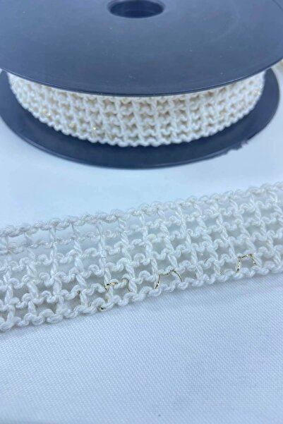 Hobigram Panglică din plasă cu detalii aurii crem, prețul este pentru 10 metri.