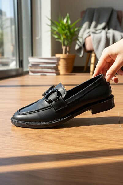 enoch Women's Matte Buckle Soft Design Masculine Loafer