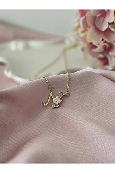 Glamluxe Prenses Kolye - Çiçek Detaylı Gold Kaplama N Harfi Kolye