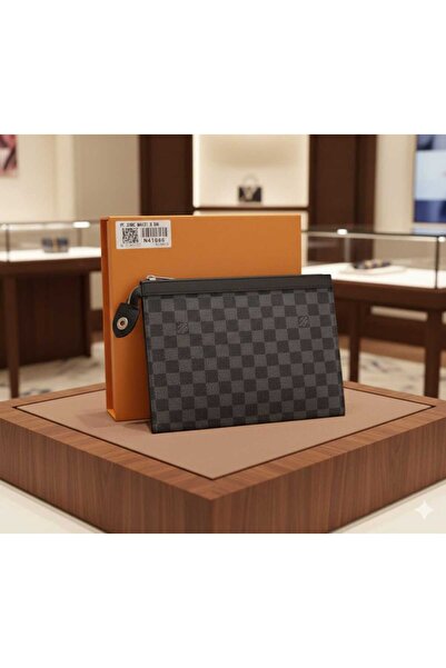 LV Pochette Voyage MM Men's Pouch