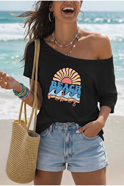 FUFLUNS ΓΥΝΑΙΚΕΙΟ T-SHIRT ΜΕ ΣΤΑΜΠΑ "BEACH VIBES " ΥΠΕΡΜΕΓΕΘΕΣ ΜΕ ΛΑΜΠΡΟ ΛΑΙΜΟ