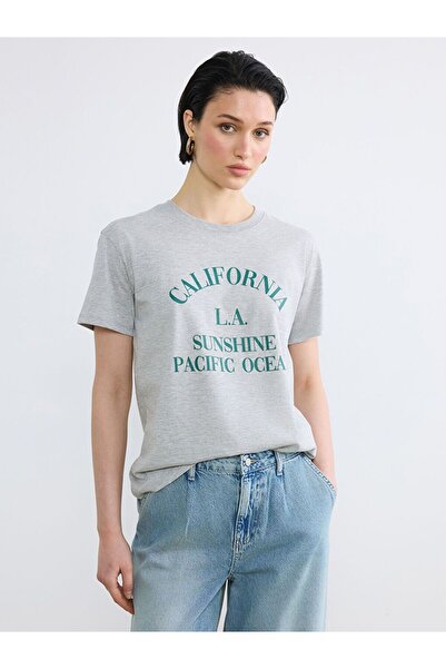 LC Waikiki Γυναικείο μπλουζάκι με στάμπα LCW Vision Crew Neck California