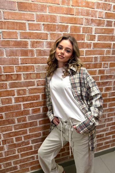 Classy Store Shirt oversize light cream.