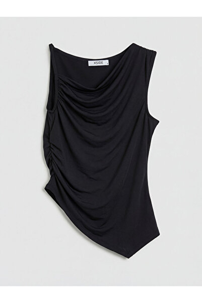 LC Waikiki بلوزة بياقة روبا مزركشة وفضفاضة من UZG STORE للنساء الأنيقات