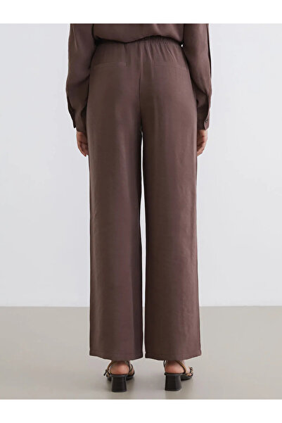 LC Waikiki Καφέ γυναικείο παντελόνι με ελαστική μέση και φαρδιά μπατζάκια