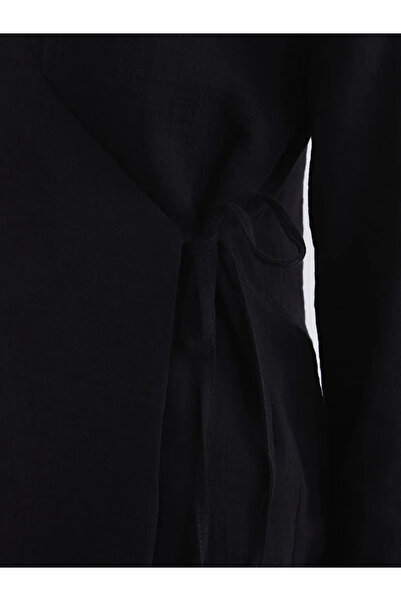 LC Waikiki Μαύρο γυναικείο κιμονό μουσελίνας με διπλό γιακά