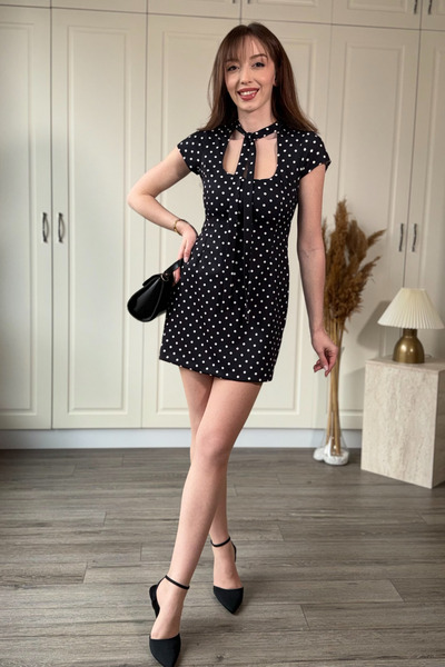 Dilay Gökoğlu Butik Μαύρο Μίνι Φόρεμα με Πουά και Λεπτομέρεια Φουλάρι
