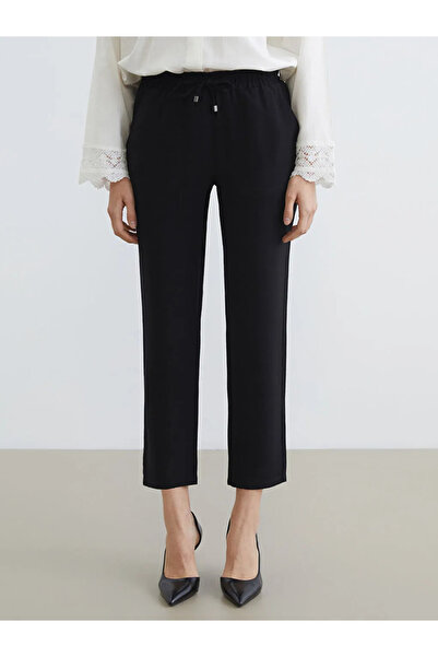 LC Waikiki Μαύρο ελαστικό γυναικείο παντελόνι μέσης