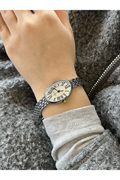 Quest Selvarion Oval Steel Case White Dial Silver Metal Band 1 Atm Water Resi...