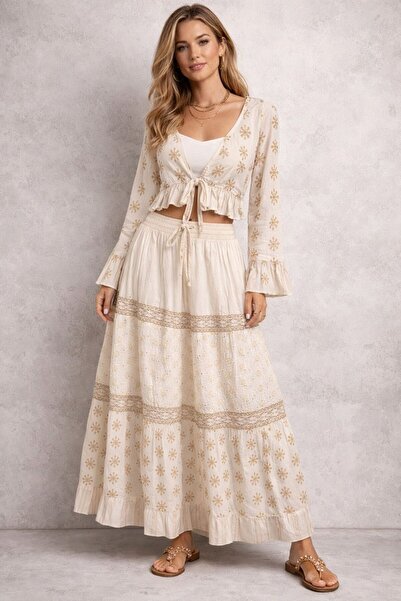 Generic Two-Piece Skirt Set with Long Sleeve Blouse