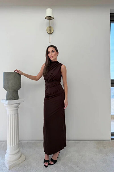 Sorridi Draped Slit Zero Sleeve Long Elegant Dress