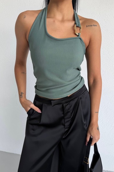 bb butik basic Buckle Detailed Blouse F2332