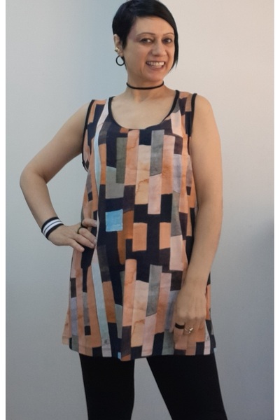 Mertcan Butik Tricou negru din viscoză pieptănată, cu imprimeu de nurcă, alba...