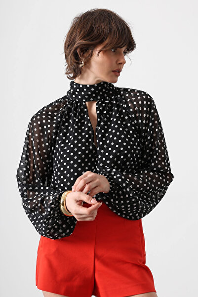 Sorridi Polka Dot Chiffon Blouse