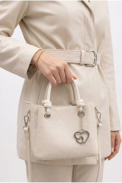 Çanta Trend Mini Size Heart Accessory Detail Long Arm Strap Crossed Hands and...