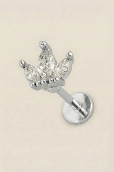 Hetra Gümüş Renkli Cerrahi Çelik 3 Markiz Taşlı Taç Flatback Piercing – Tragu...