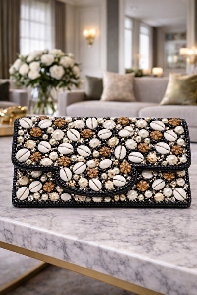 mothers dream Luxury Cowrie Shell Icon Clutch Bag