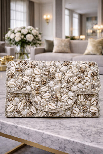 mothers dream Luxury Cowrie Shell Icon Clutch Bag