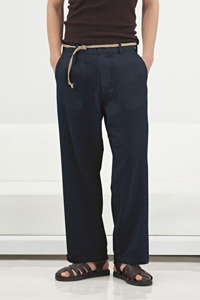 GIESTO Pantaloni din in albastru închis cu curea din paie