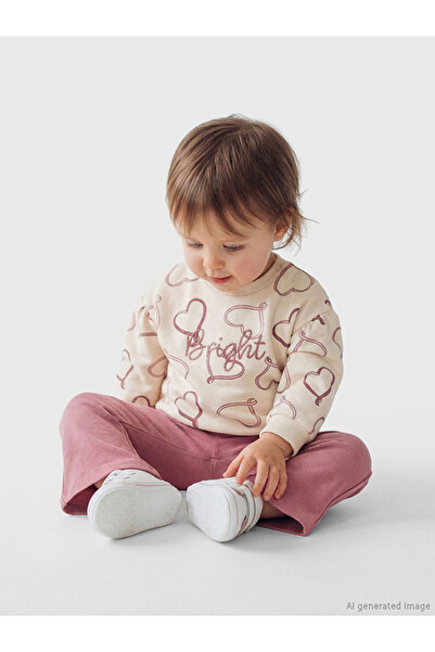 LC Waikiki Kalp Printed Baby Girl Sweatshirt and Leggings