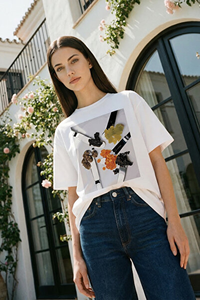 Amia&Co. Ecru Oversize Crew Neck Basic Μοντέρνο Γυναικείο T-Shirt με στάμπα κ...