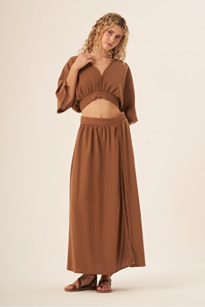 Whitefin تنورة جالاتيا المنسوجة من الفرو المنك