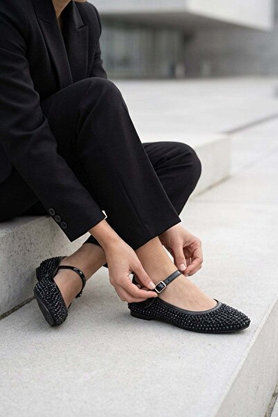 Stilbagshoes حذاء نسائي مسطح من ALLIE FİLE مزين بالأحجار المستوردة باللون الأسود