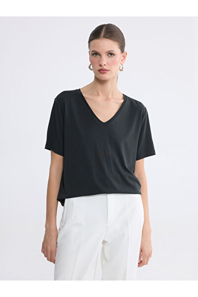 LC Waikiki I V Dikim Women's T-Shirt from Freezen Store