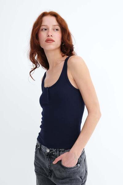 Addax Μπλουζάκι Μοντάλ με Κουμπιά A17654