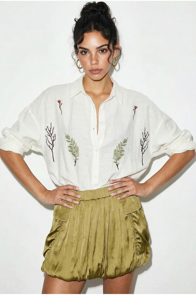 Bianco Lucci Women's Embroidered Seasonal Oversize Shirt 71756 60286056