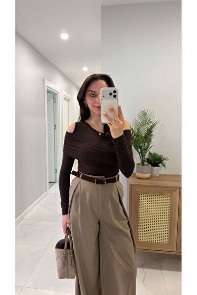 BİRCANÇİL Wusda Coffee Single Shoulder Open Blouse