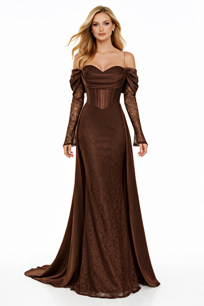 Hüseyin Baştürk Dantel Detaylı Omuz Açık Balık Abiye