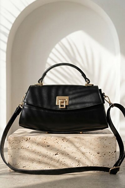 InStyle Baguette Black Crossbody Bag with Lock Closure