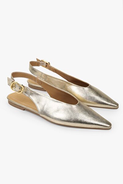 Shoeberry Γυναικείες μπαλαρίνες Viela Gold με γυαλιστερή μυτερή μύτη