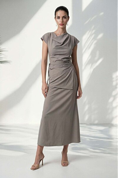 Setre Rochie cu mânecă scurtă și detaliu în talie din nurcă