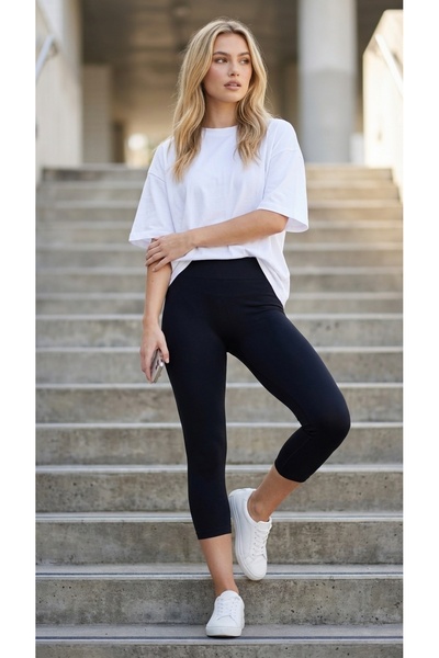 MODASPARK Black High Waist Slimming Women's Casual and Sports Seamless Capri ...