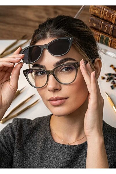 Glare Clip-On Sun and Blue Light Protection Uv400 & Polarized Optical Compatible