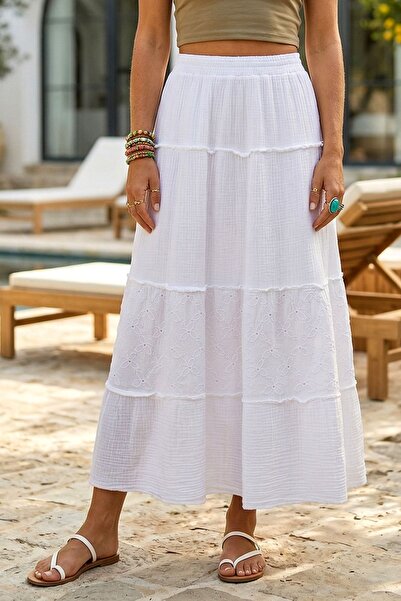 Chiccy White Skirt with Ruffles and Scalloped Layers Casual Muslin Standard W...