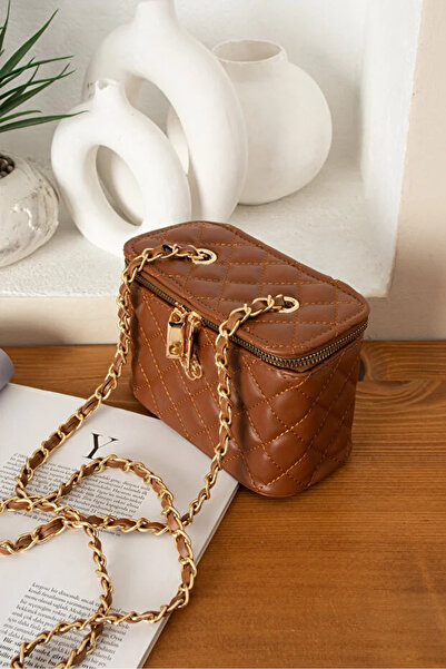 Ebitte Woman Bags Τσάντα ώμου με κεντημένη και πλεκτή αλυσίδα