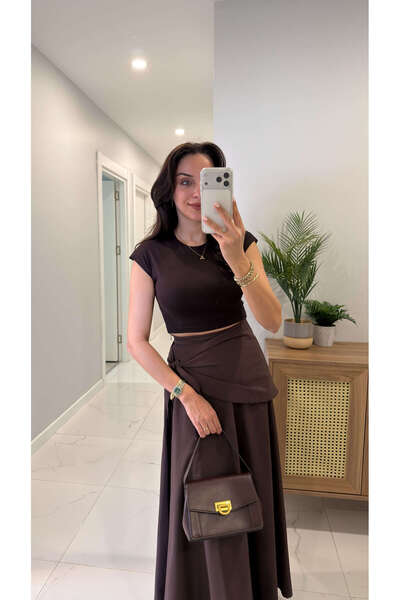 BİRCANÇİL Μπλουζάκι Dlvin Bobs σε σκούρο καφέ βαμβακερό μείγμα Modal