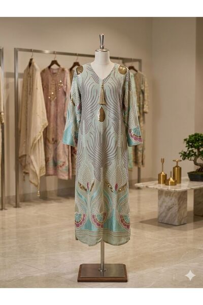 Pyramid masterpieces Nasaiy Jalabiya with Dense Patterns