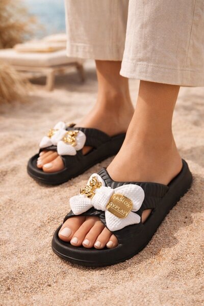 Slipcat شبشب نسائي للشاطئ مزين بفيونكة ودب - نعل خفيف الوزن ومضاد للانزلاق، ش...