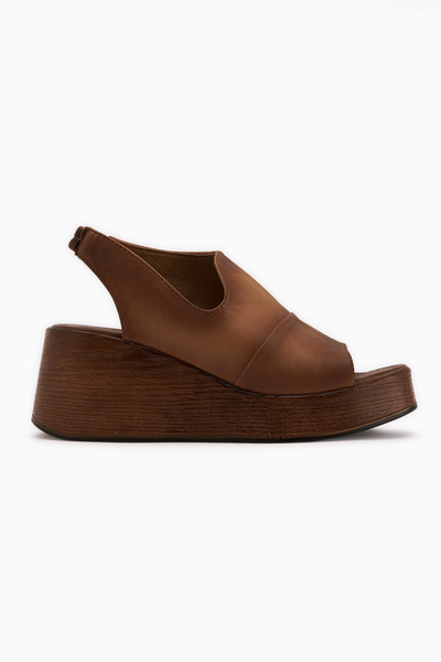 Limoya Rozelin Genuine Leather Tan Elastic Wedge Heeled Women's Sandals