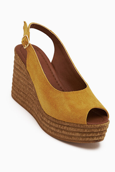 Limoya Γυναικεία σανδάλια Caty Mustard Suede με τακούνι