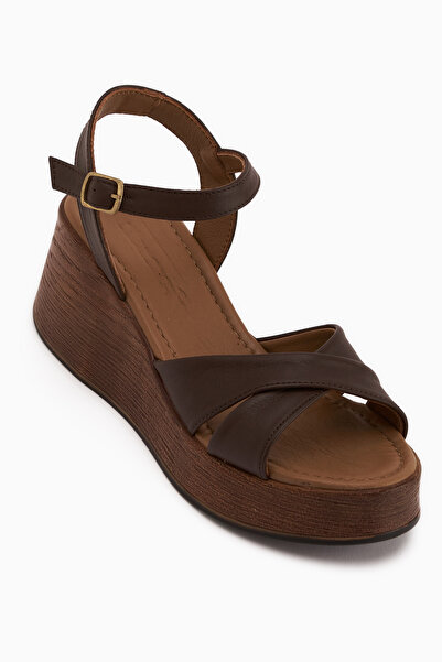 Limoya صندل نسائي من نوريا مصنوع من الجلد الطبيعي باللون البني مع حزام متقاطع...