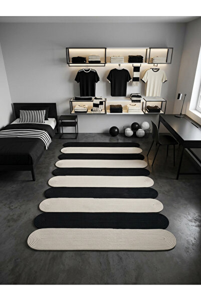 Jutien Genç Odası Taraftar Halısı Siyah-Beyaz