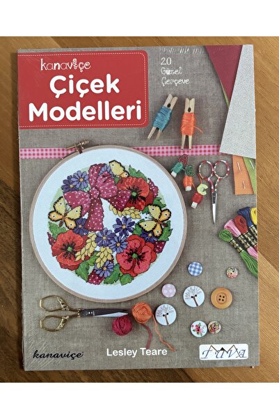 ÇeşitPınarı Kanaviçe Çiçek Modelleri Kitabı