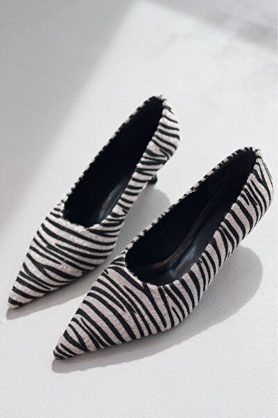 I Love Shoes Molven Stiletto Gray Hand Feather