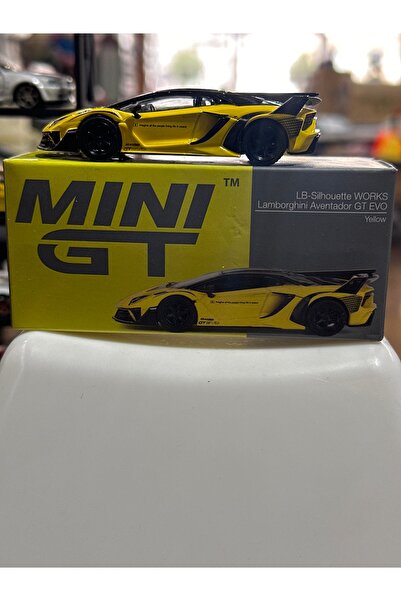 mini gt Lamborghini Aventador GT EVO LB-Silhoutte WORKS Yellow
