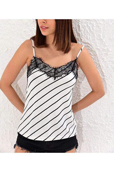 NEW JOURNAL Γυναικεία Μαύρη-Εκρού Δαντελένια Μπλούζα Αθλέτη APP15008